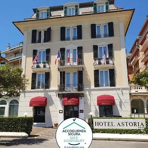 4* Hotell Astoria